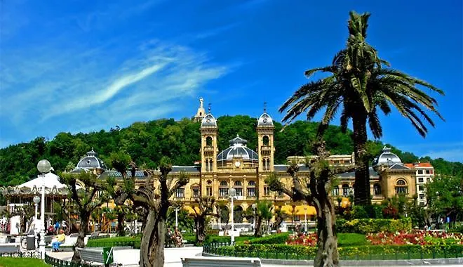 Апартаменты Urumea *